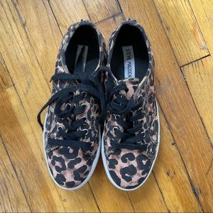 Steve Madden Women’s Emmi Platform Canvas Shoes - leopard print